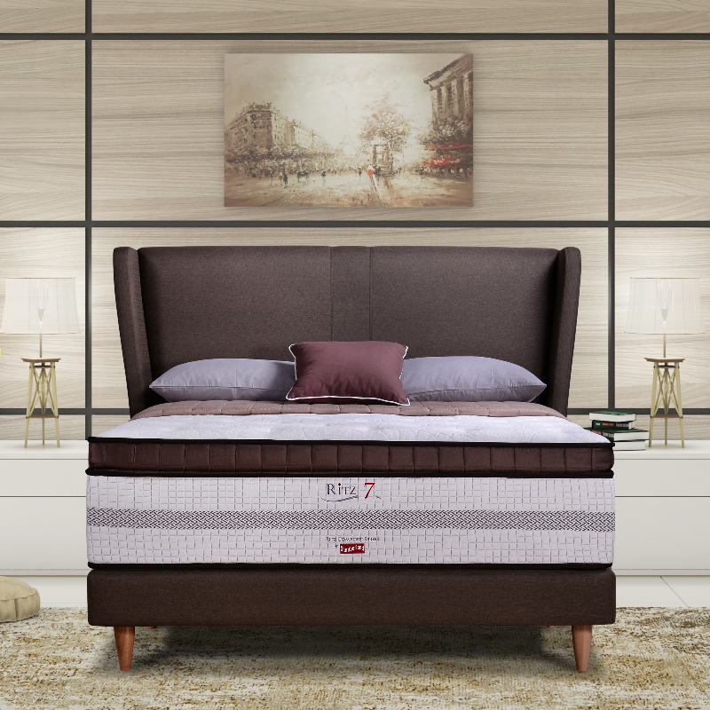 Ritz 7